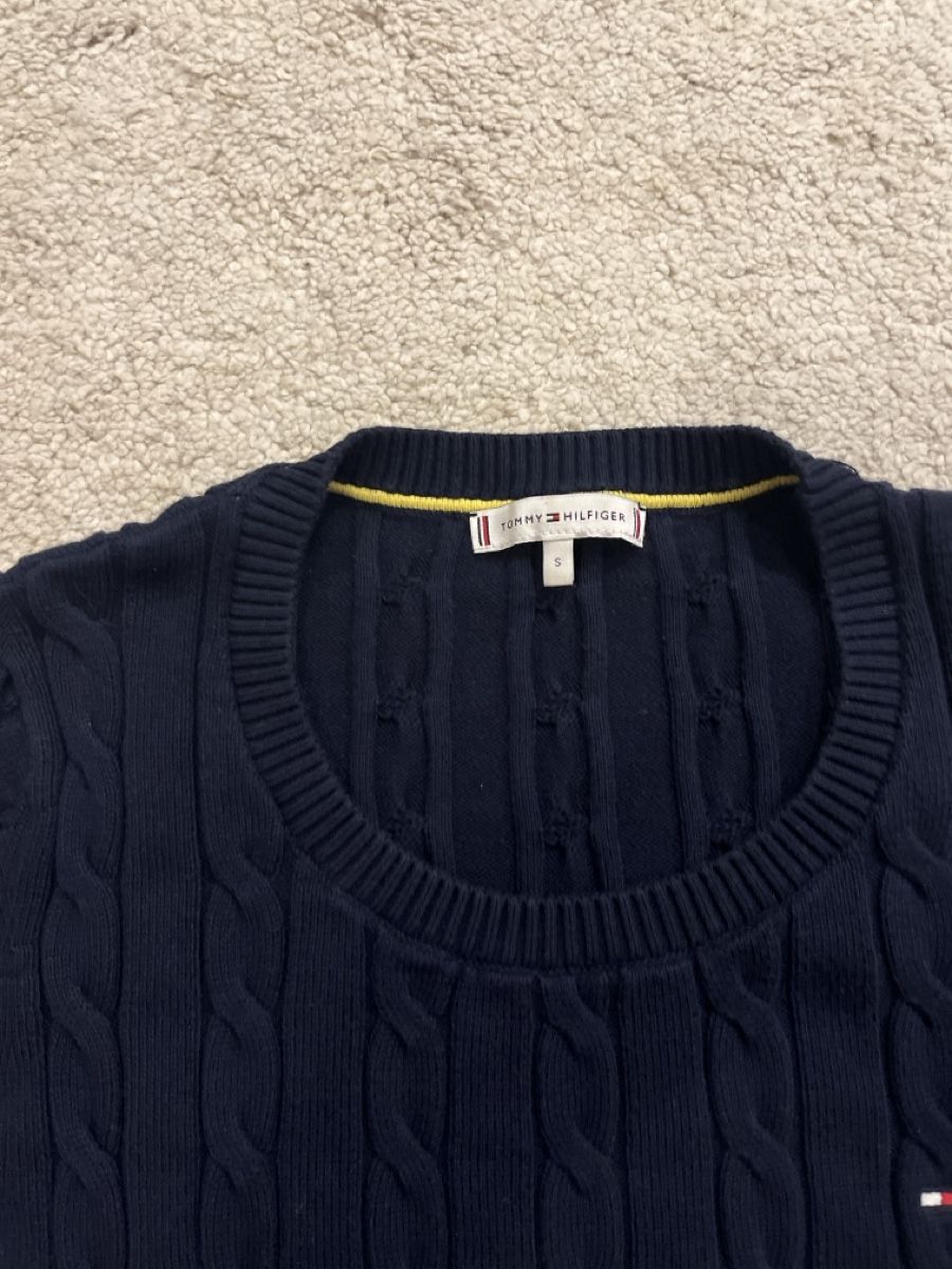 Tommy Hilfiger Maglioni & Felpe: Blue Tommy Hilfiger sweater round neck – Usato da Zug venduto da ChicSales 2