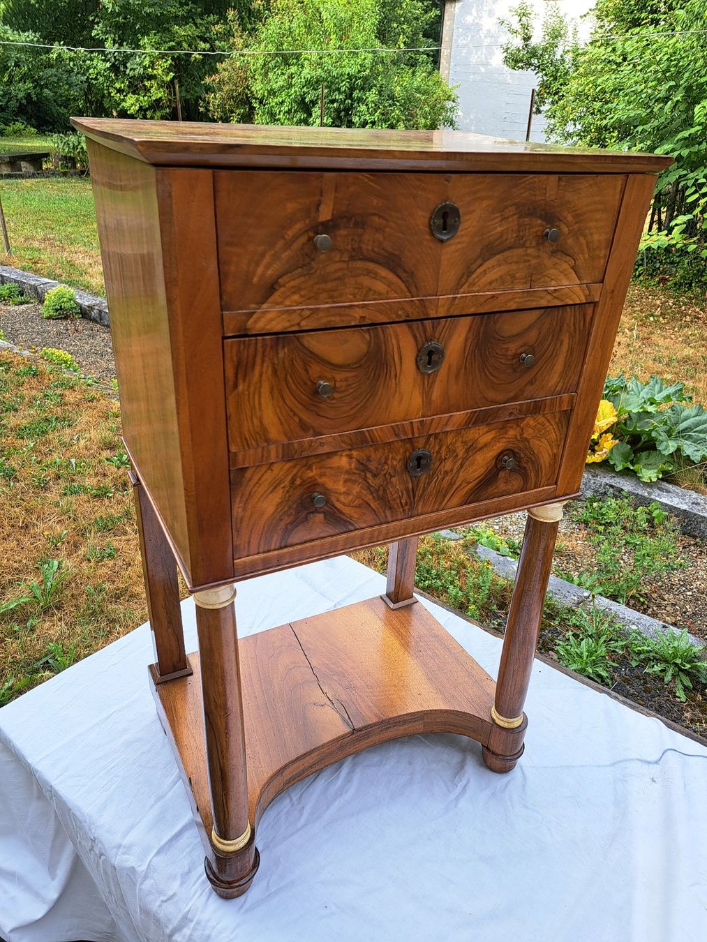 Kommoden: ANCIENNE TRAVAILLEUSE DE STYLE EMPIRE – Gebraucht aus couvet von carlin01