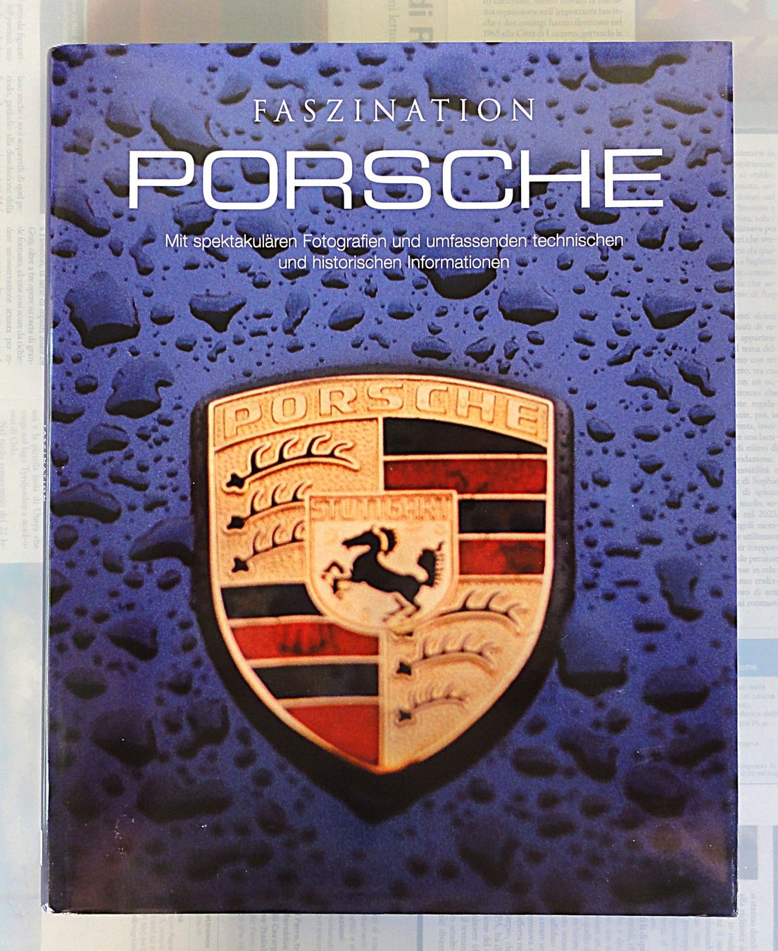 Libri: PORSCHE, alle Modelle 1948 - 2001 – Usato da Solduno venduto da albimicio