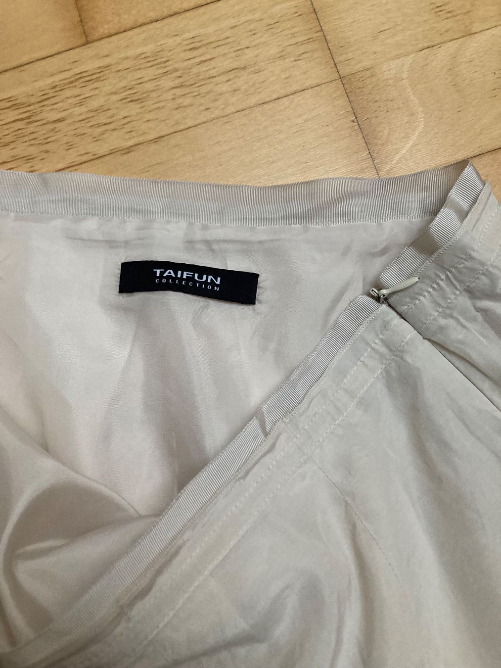 Taifun Gonne: Taifun Seide / Baumwolle Rock Gr.40 – Usato da Unterägeri venduto da Jutka_04 1