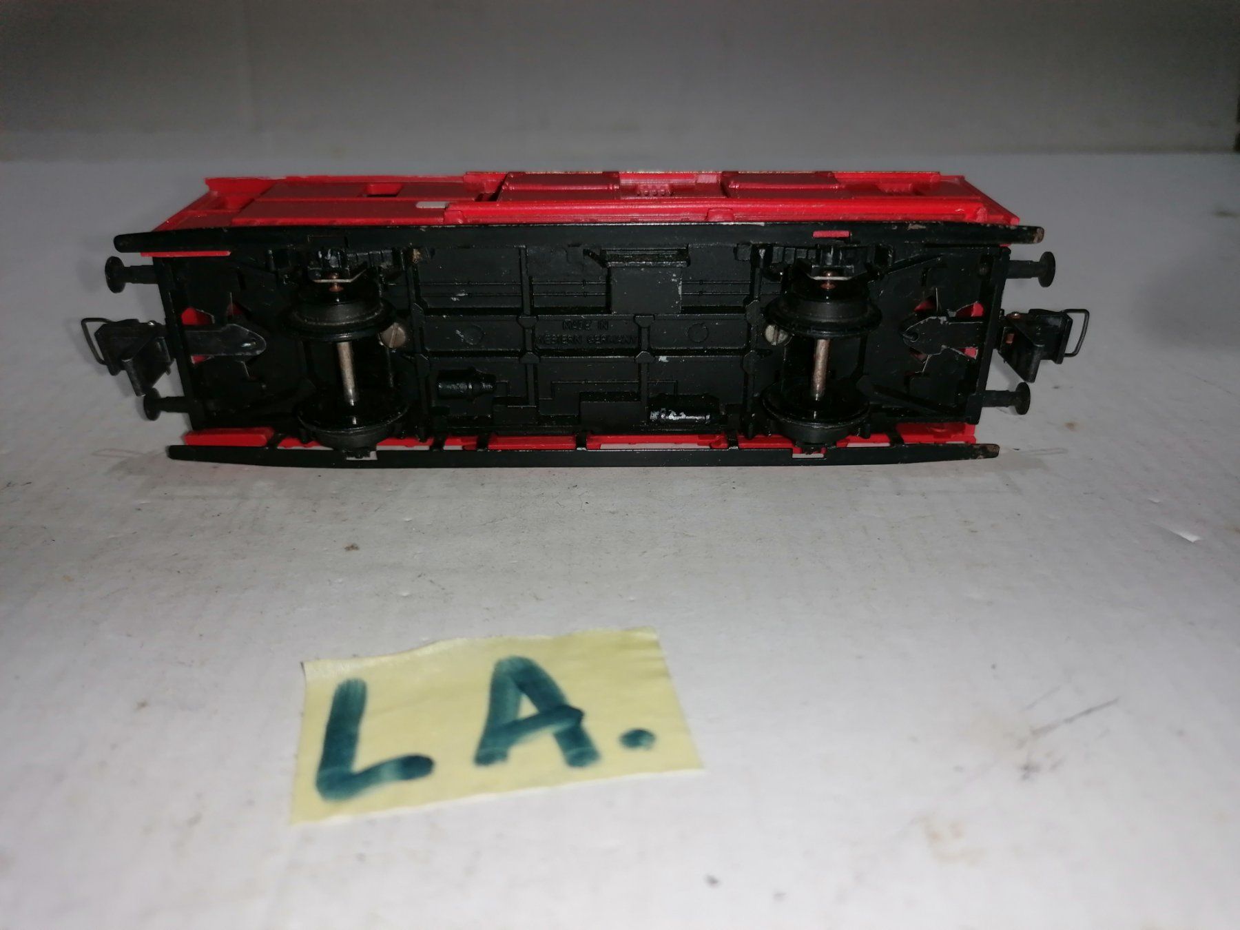 Trix Modellini di ferrovie: LA) 1 Einheits-Packwagen Rot, Trix Express – Usato da Brittnau venduto da Regina35 2
