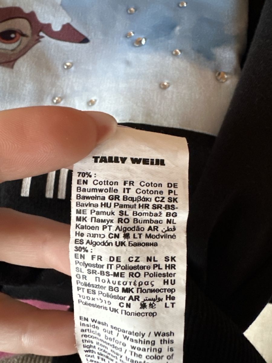 Maglioni & Felpe: Schwarzer Tally Weijl Xmas Pullover mit Bambi Grösse XS – Usato da Buchs AG venduto da tifena 3