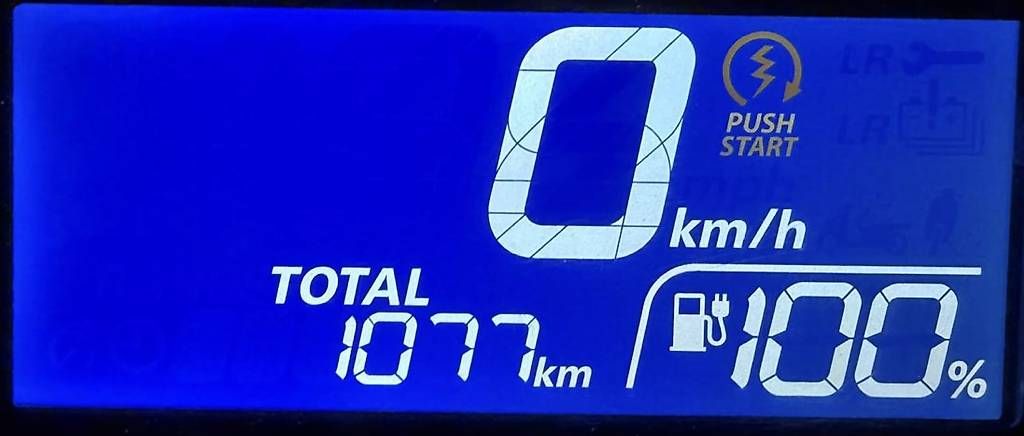 Scooter: Honda EM1E + Chargeur  – Usato da Lausanne venduto da Arhcos 3