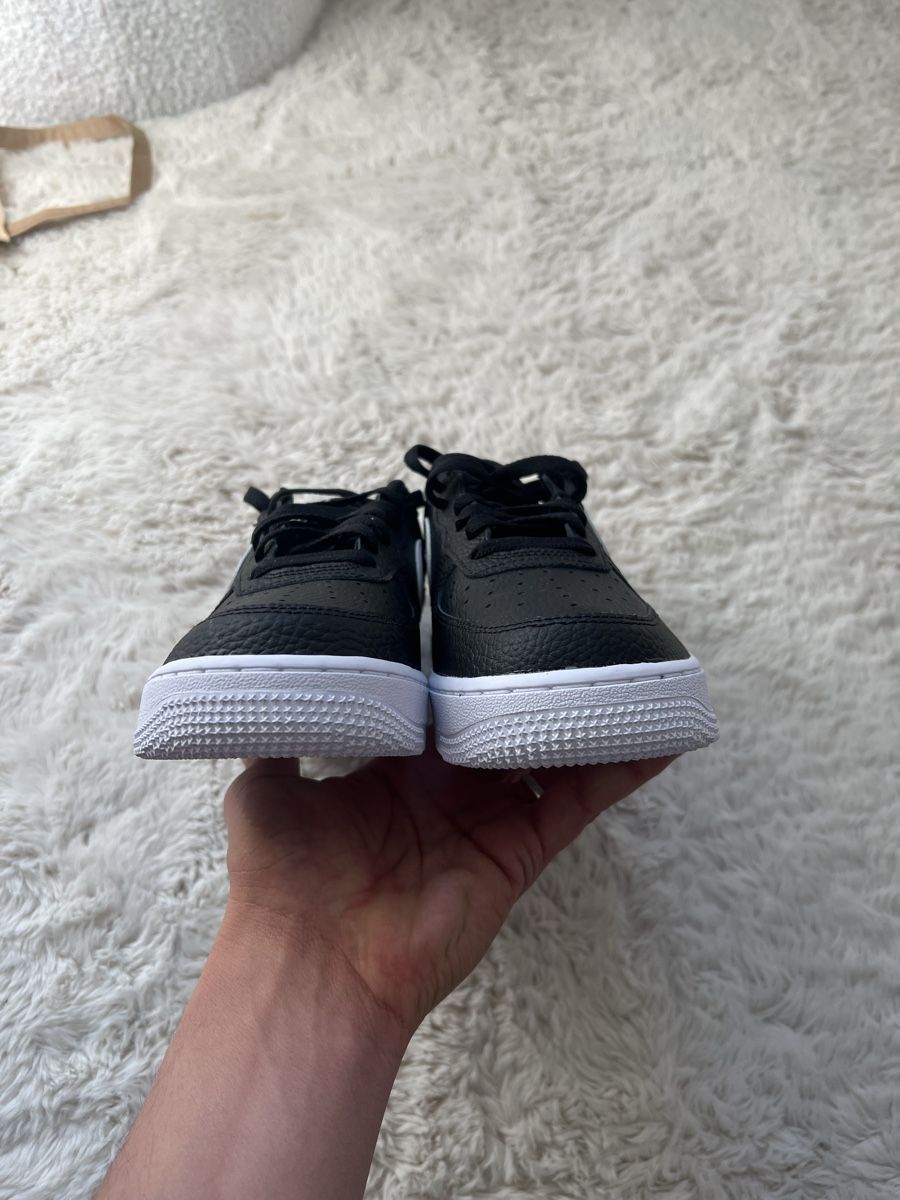 Nike Scarpe da uomo: Baskets Nike Air Force 1 noires et blanches 39 neuf – Nuovo e nell'imballaggio originale da Urtenen-Schönbühl venduto da Big.sanad 1