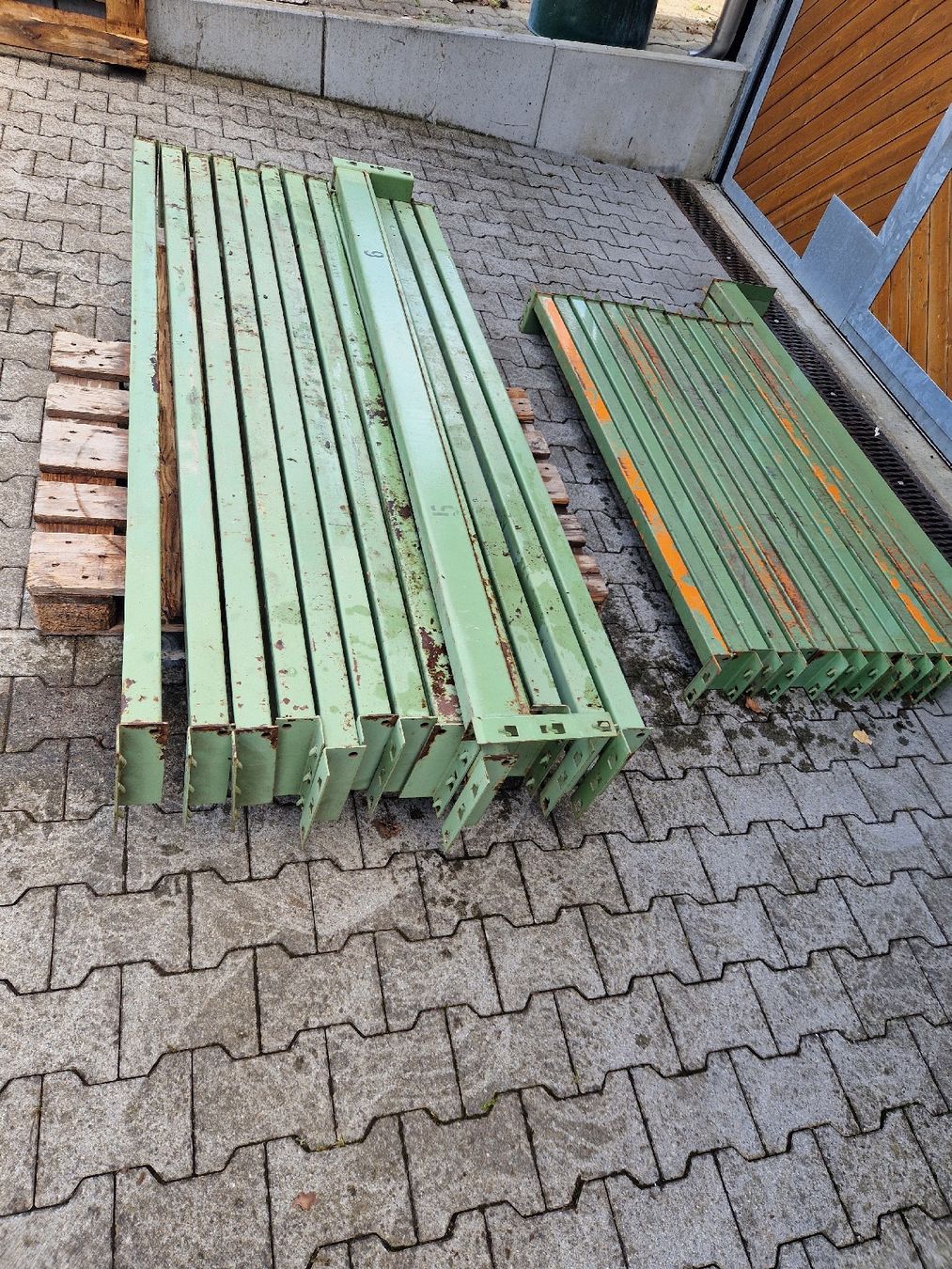 Scaffali: Palettengestell Traversen/ Querträger – Usato da Grosswangen venduto da lar_9lz7 4