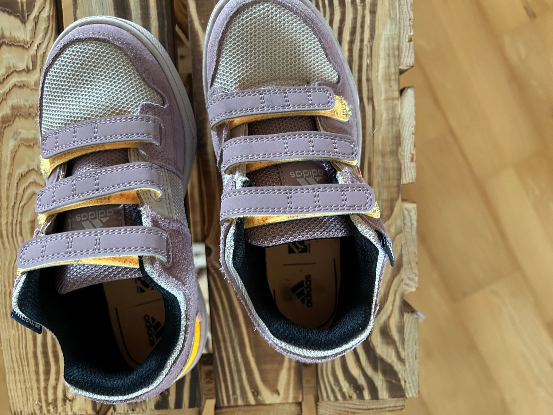 Scarpe per ragazzi: Adidas Größe 34 – Usato da CHAM venduto da kam_6slh