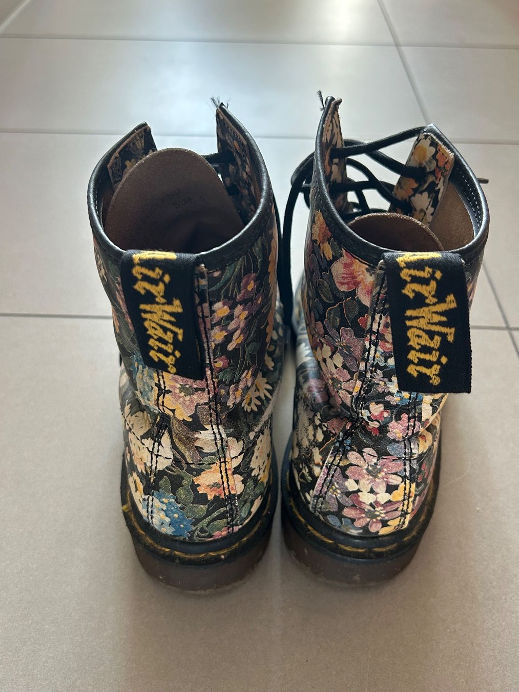 Dr. Martens Scarpe da uomo: Original Dr. Martens - Made in England - Gr. 39 – Usato da Luzern venduto da readyforlife 1