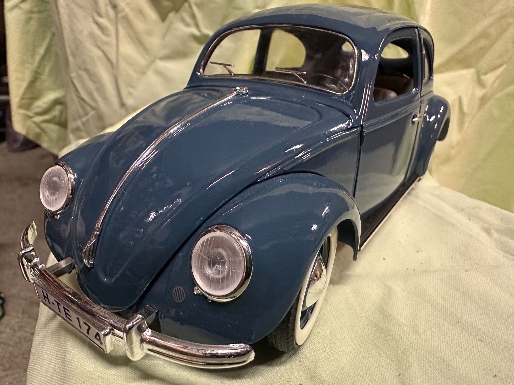 Volkswagen Modellini d'auto: Vw käfer 1949 1200 eduscho Edition Oldtimer classic brezel – Nuovo (secondo la descrizione) da Reinach AG venduto da rares75 1