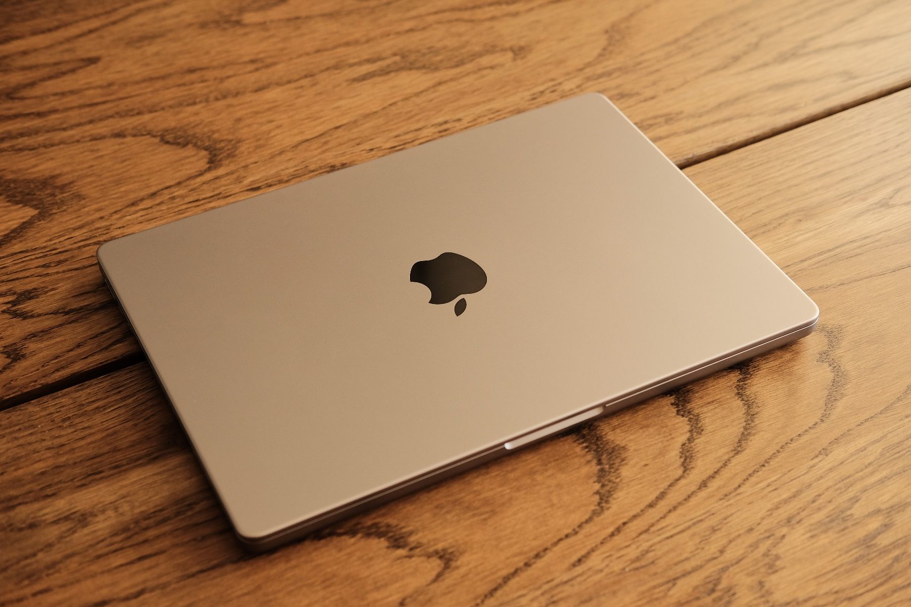 Apple Notebook: MacBook Pro M2 Pro, 16Gb RAM, 2To SSD – Usato da Prilly venduto da Johnny_Boy456