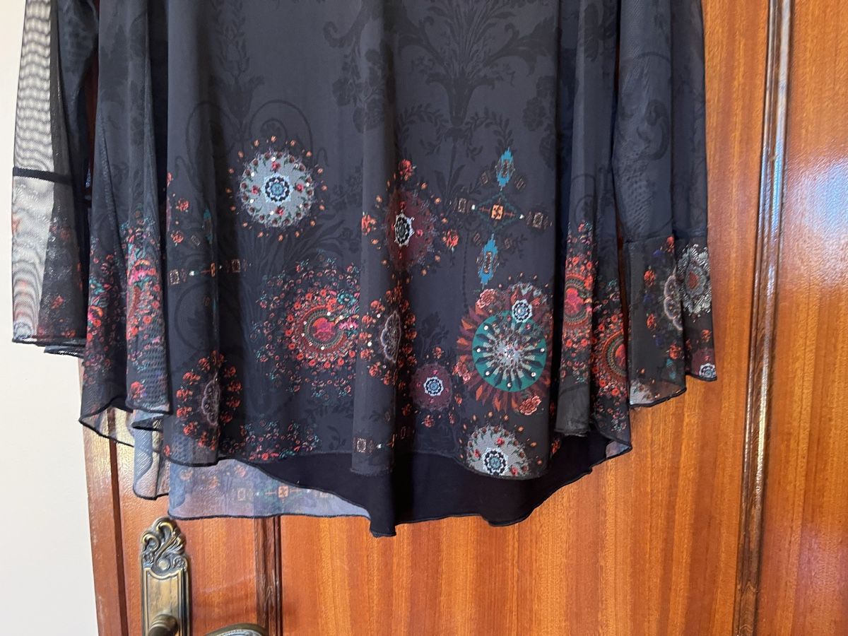 Desigual Tuniken: Bluse Tunika Desigual   – Gebraucht aus Nänikon von Leto2005 2
