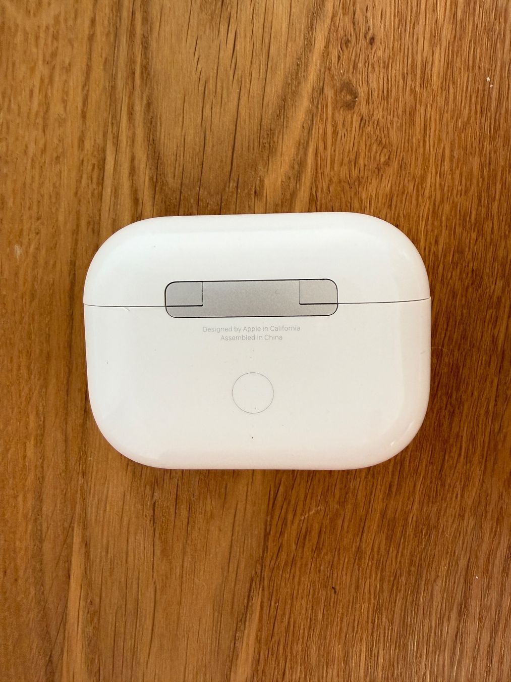 Apple Cuffie: APPLE AirPods Pro 2 Charging Case – Usato da Lausanne venduto da Nine1982 5