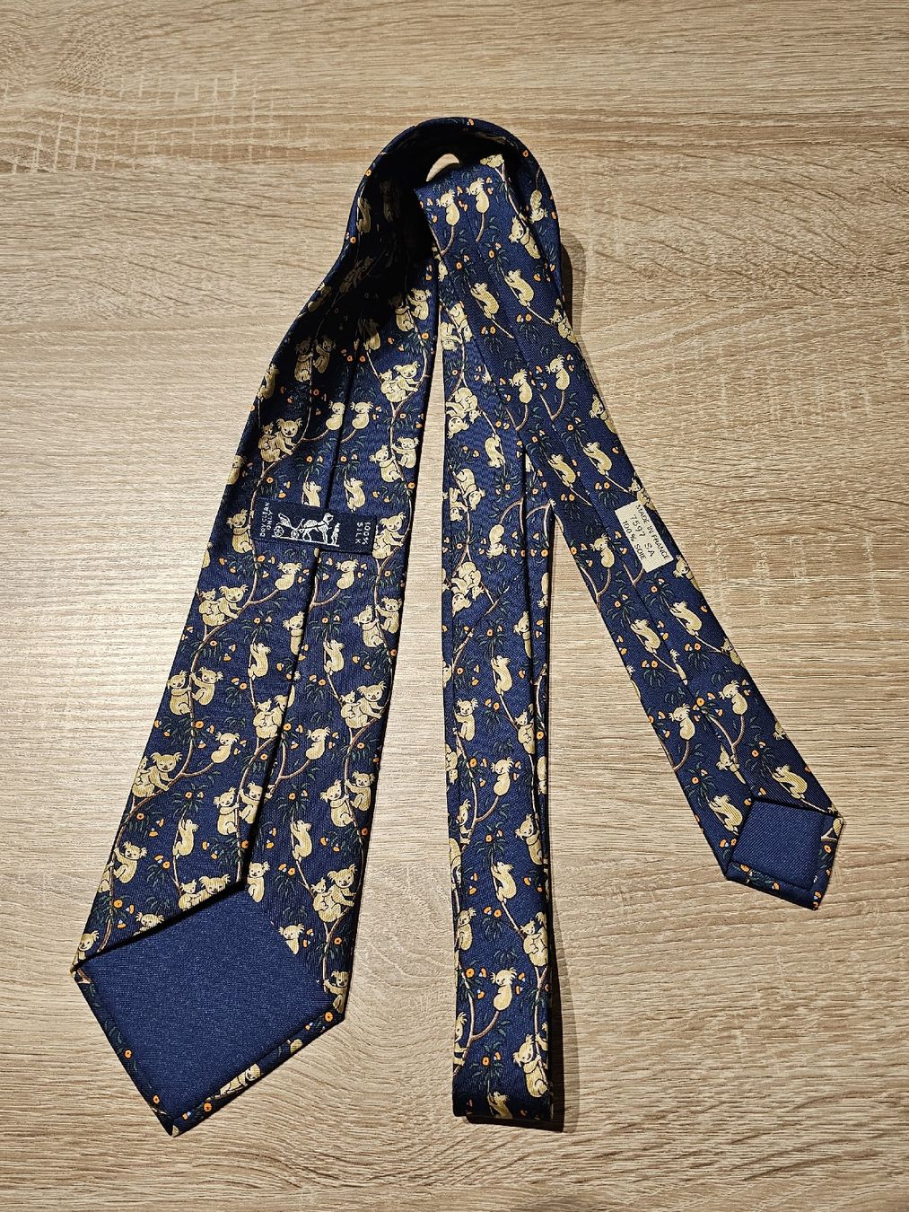 Cravatte: Krawatte Neu! Seide / Silk 100% – Nuovo (secondo la descrizione) da Moosseedorf venduto da L.J. 4