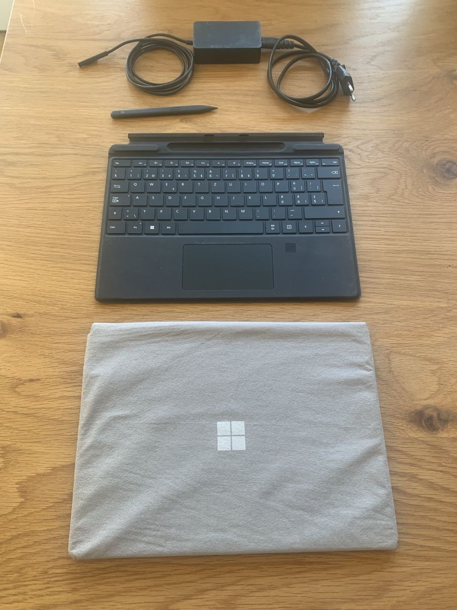 Microsoft Tablet PC: Microsoft Surface pro 9 – Usato da Bern venduto da per_zz8q 2