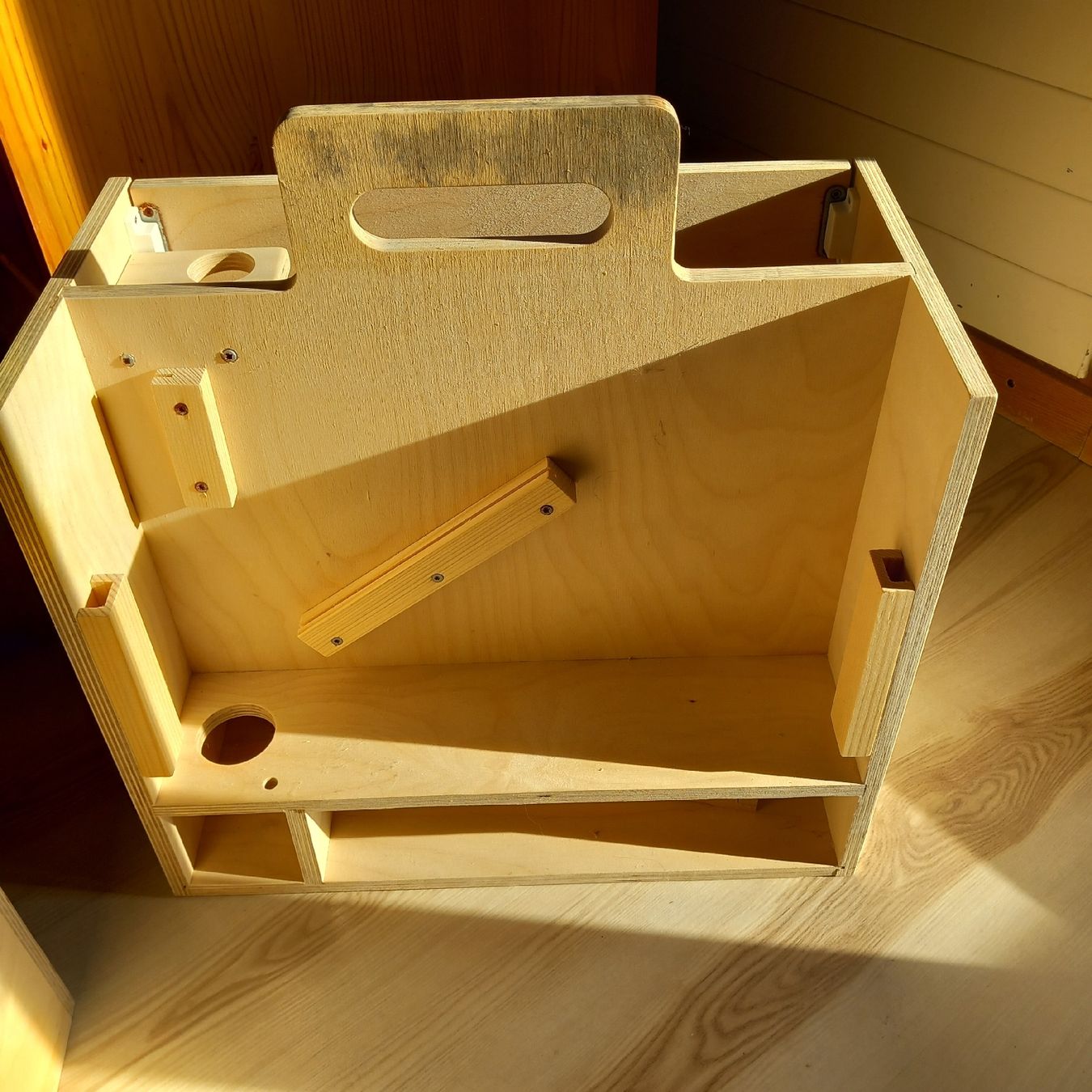 Casse di trasporto: Werkzeugkiste aus Holz – Usato da Latterbach venduto da tma_5885 1