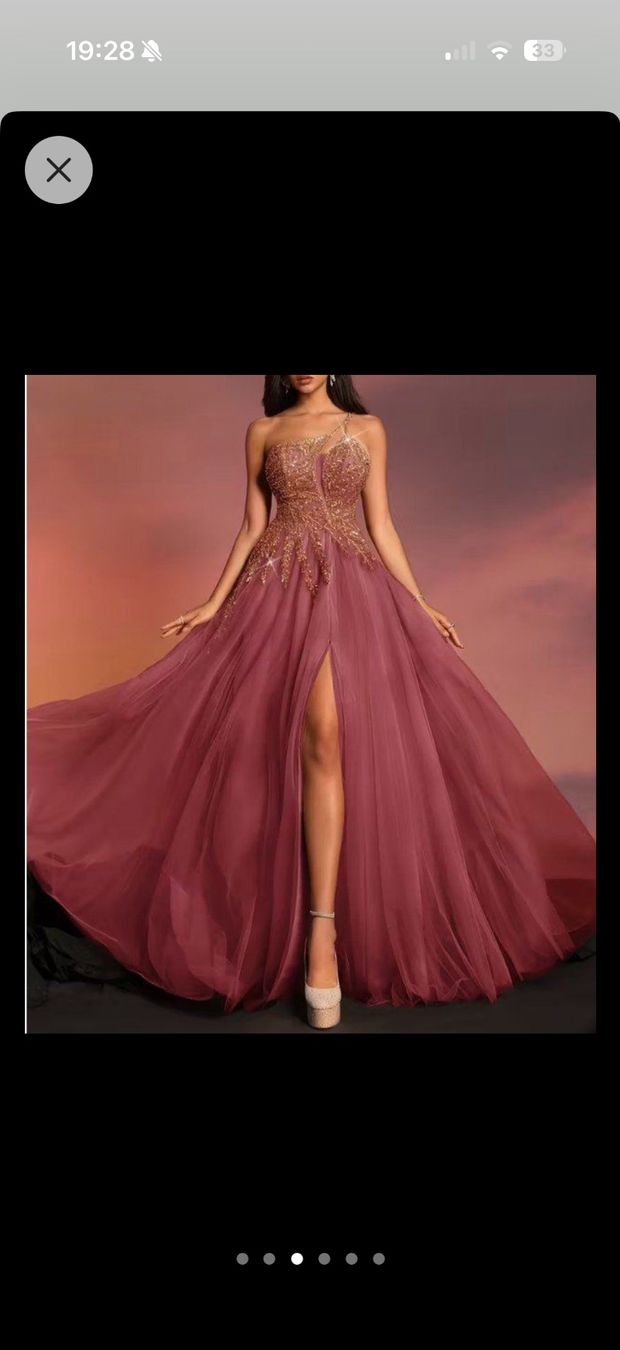 Robes: Langes Abendkleid für Damen – Neuf avec emballage d'origine à Zumikon par naiischoen 4