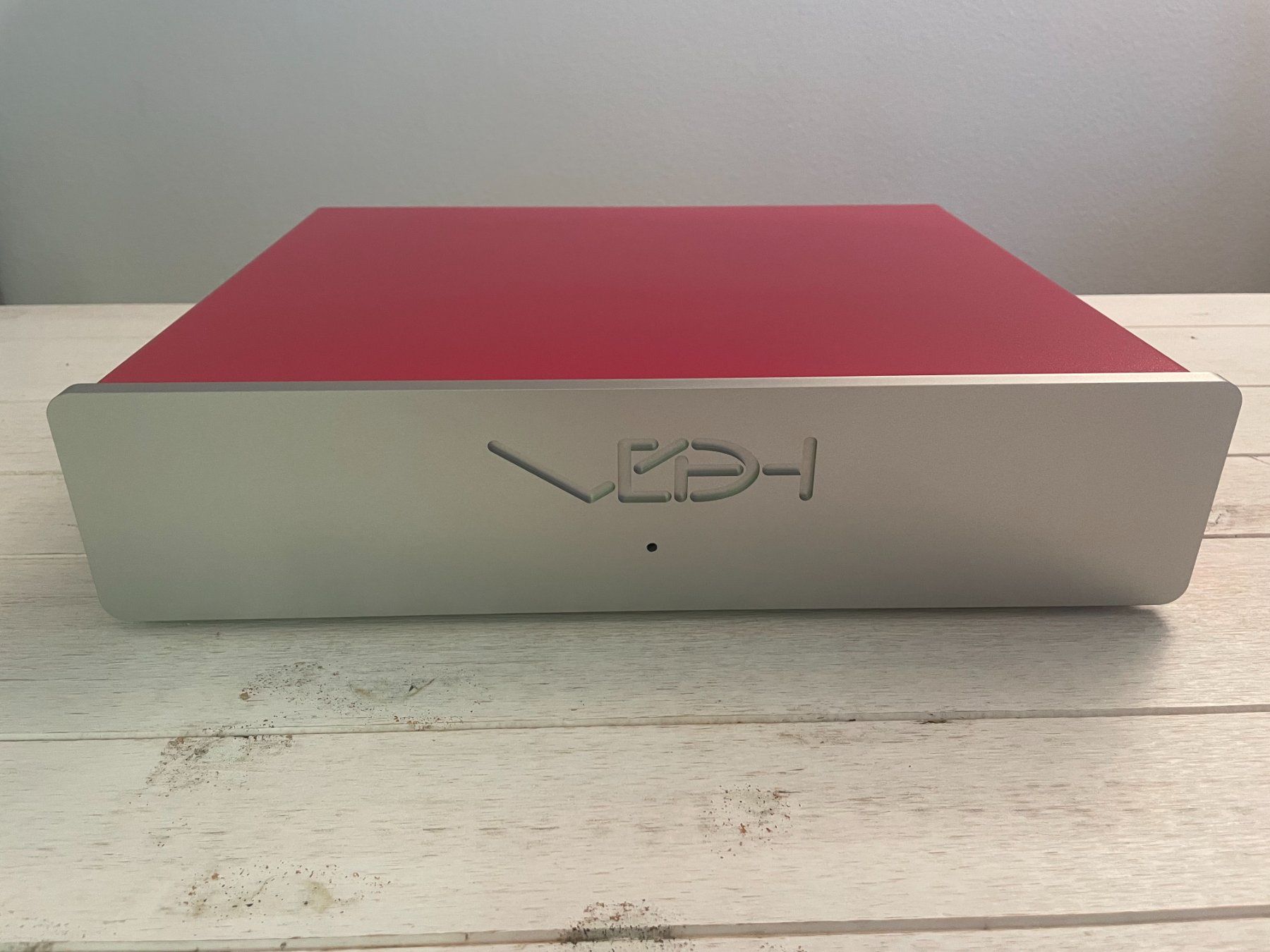Altro Materiale elettrico: Van den Hul Black Hole Top Hi-Fi Netzfilter – Usato da Luzern venduto da wnif 1