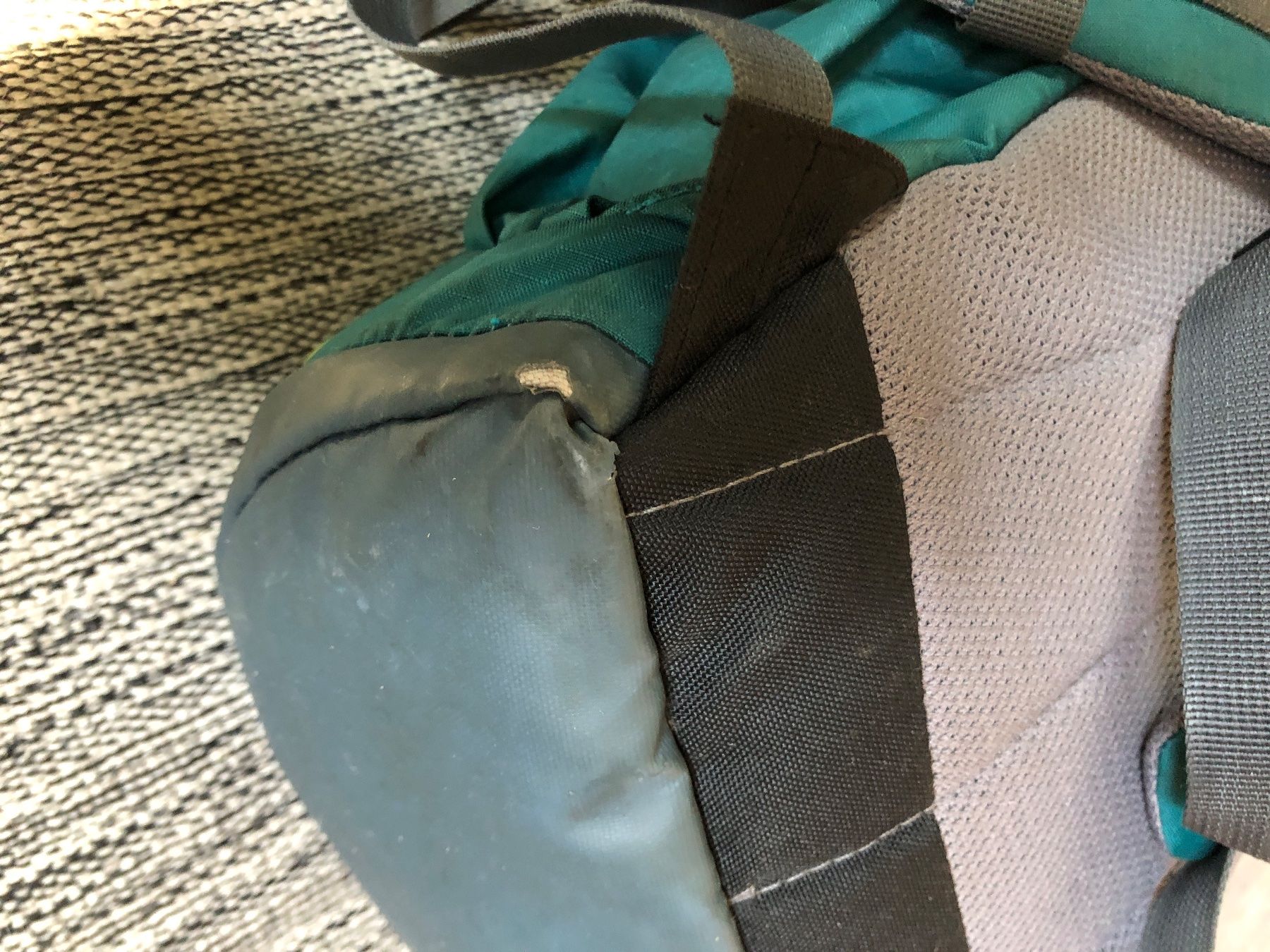 Deuter Kindertaschen: Deuter Wanderrucksack, Modell "Waldfuchs 14" – Gebraucht aus Basel von Cupro 3