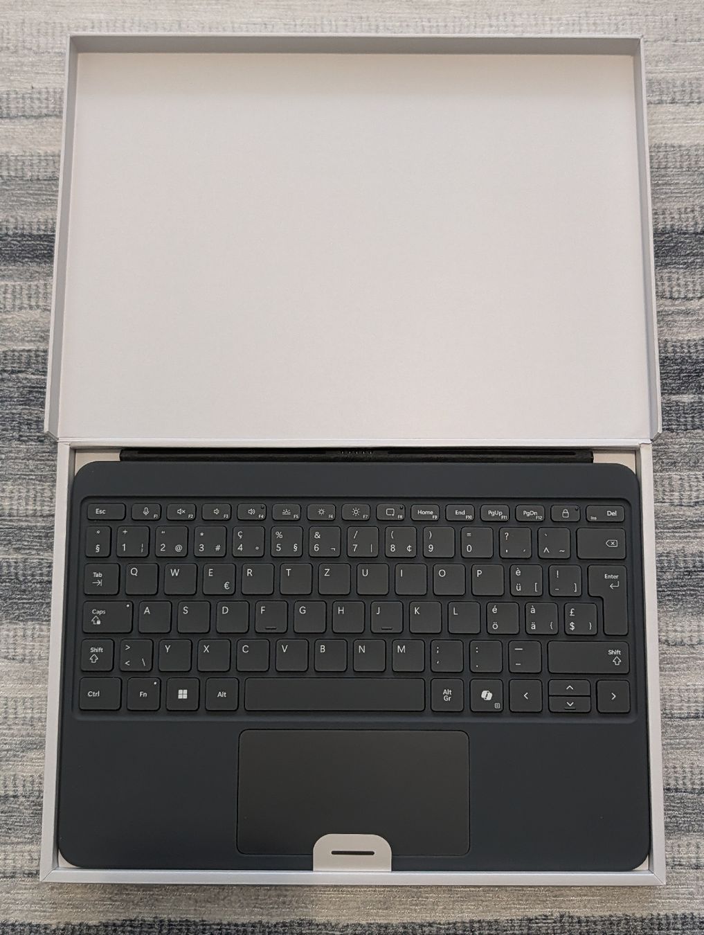Microsoft Tastiere: Surface Pro 12" Tastatur – Nuovo (secondo la descrizione) da Birr venduto da Juzuvli