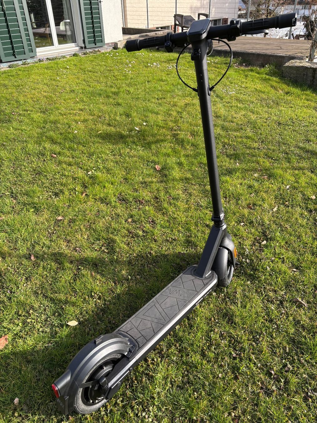 VMAX Kickboard: E-Trottinett – Neu (gemäss Beschreibung) aus Oftringen von buber09