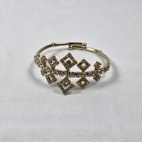 Verstellbares Armband mit Strasssteinen – Neu 566