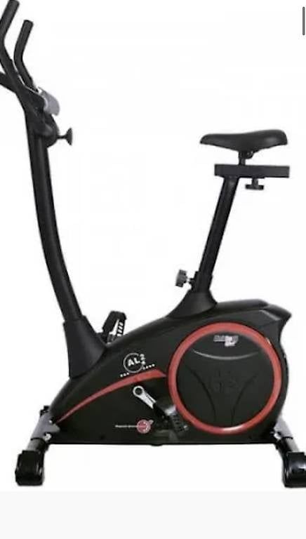 Vélos d'appartement: Ergometer neuwertig inkl Matte – D'occasion à Oberwil BL par BG-Verkauf