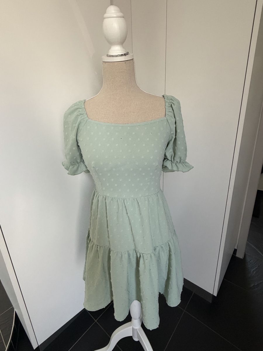 Kleider: Kleid mintgrün Grösse S – Gebraucht aus Münchenwiler von aleaaurora