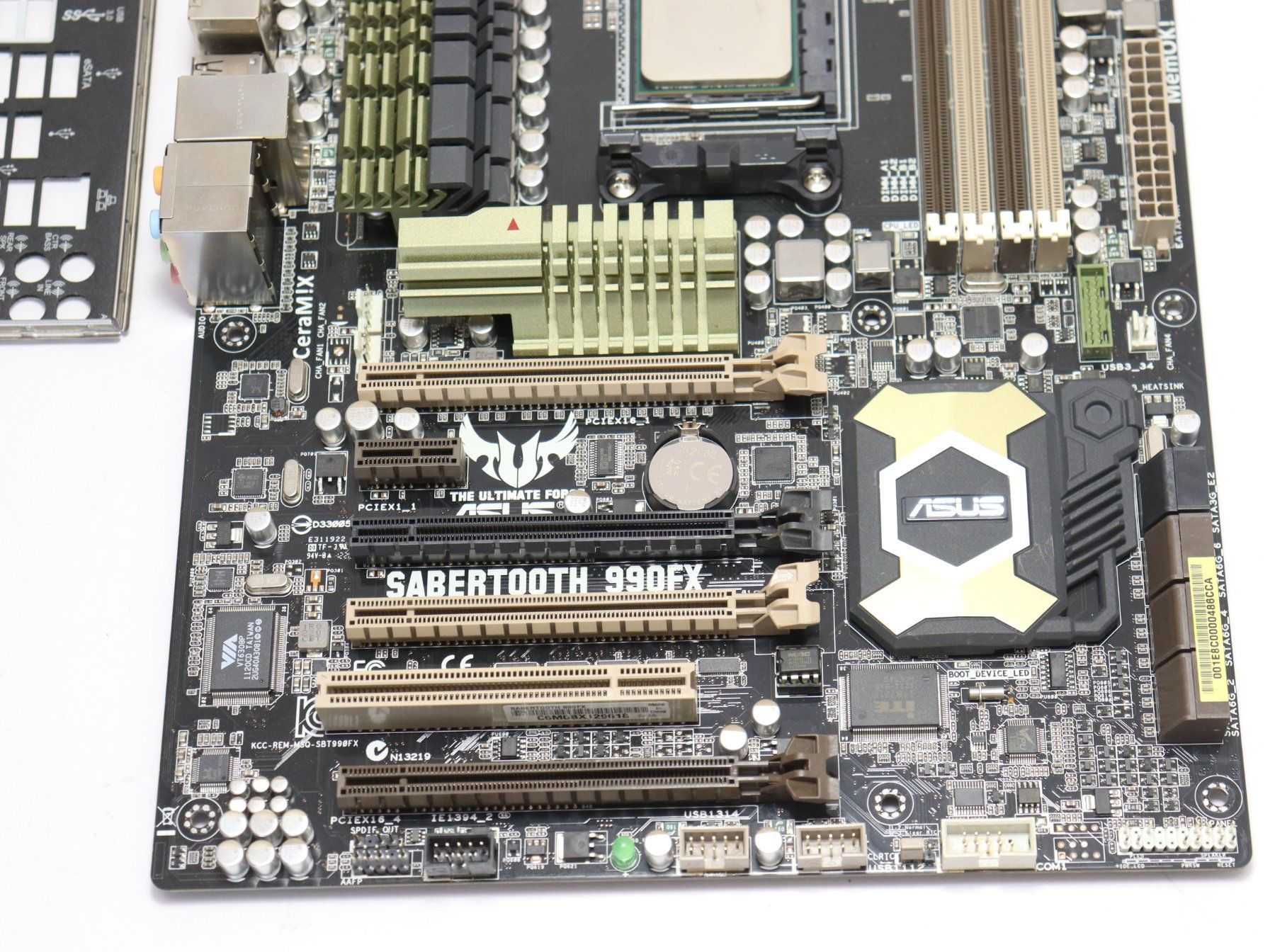 Asus Schede madri: Mainboard Asus Sabertooth 990FX + AMD FX6100 6-Core CPU – Usato da Frick venduto da volvo850driver 4