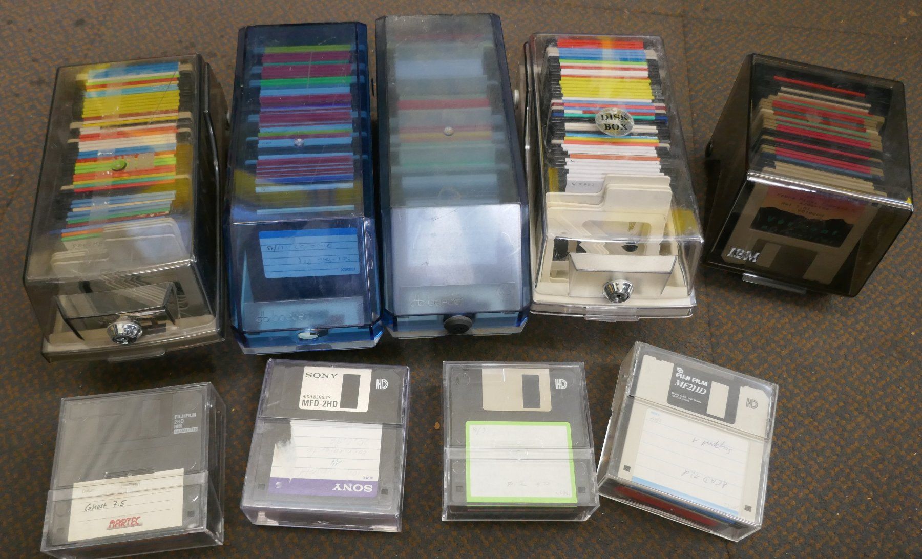 Disquettes: Diverse Disketten – D'occasion à Wenslingen par FairlightCMI 1