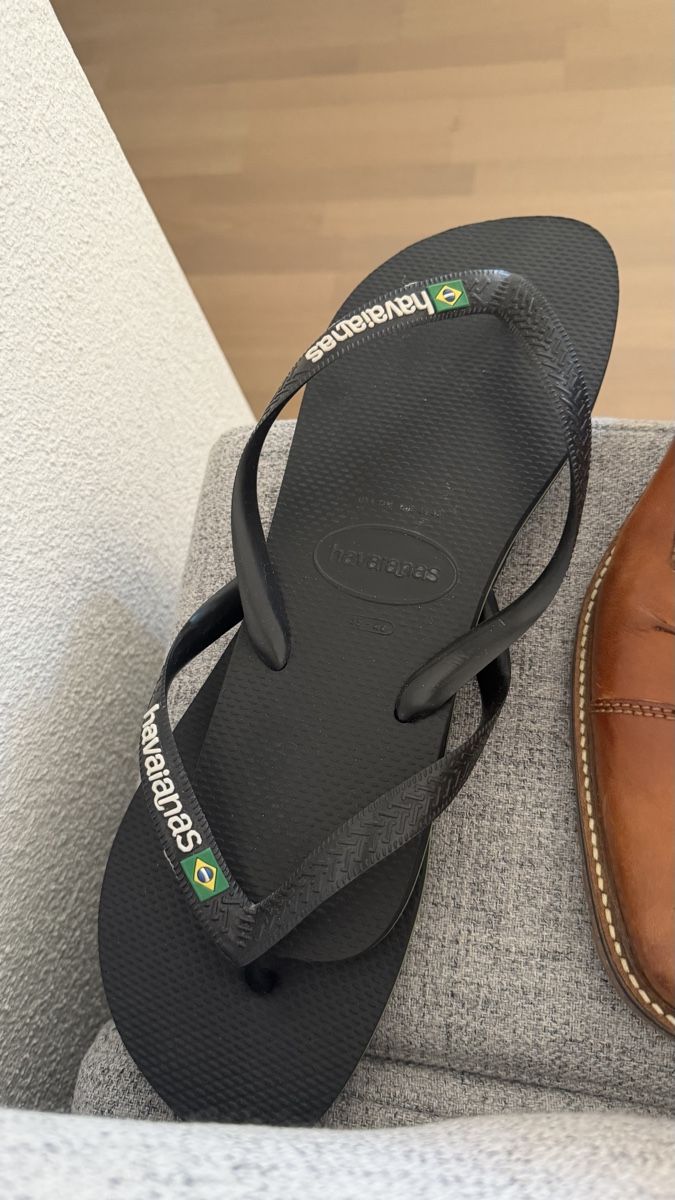 Chaussures hommes: Schuhpaket Grösse 44 – D'occasion à Einsiedeln par M_a_r_c_e_l_o 5