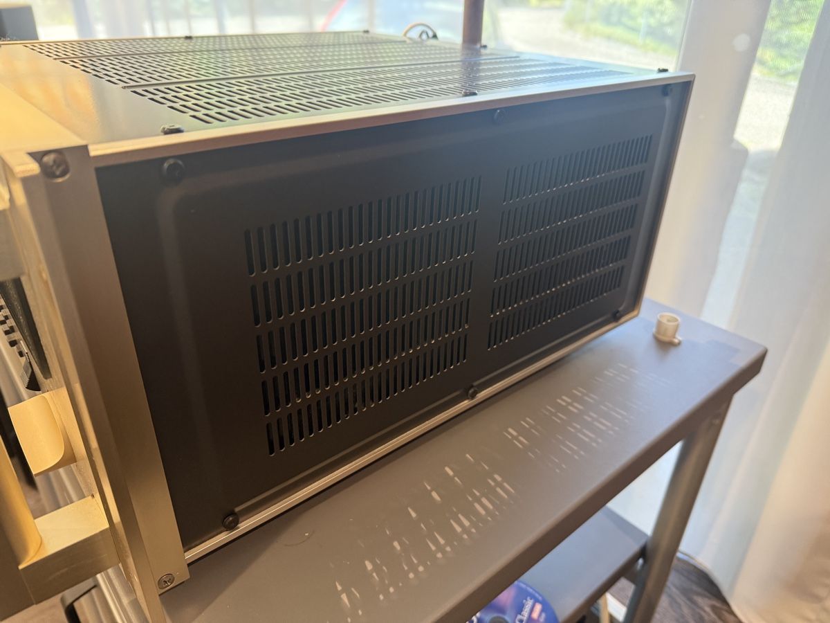 Accuphase Verstärker: Accuphase Endstufe P600 läuft einwandfrei – Gebraucht aus dietlikon von avspalinger 5