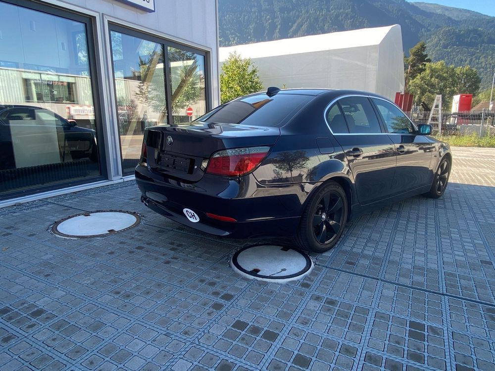 BMW E60 530i