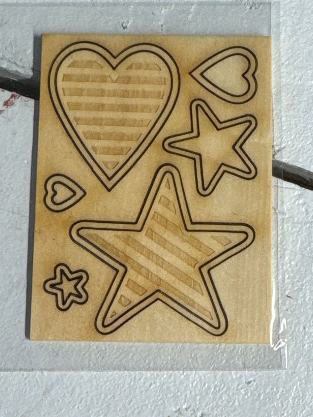 Kit bricolage: Holz-Dekoelemente "Stern und Herz" / P – Usato da Neukirch (Egnach) venduto da muolen