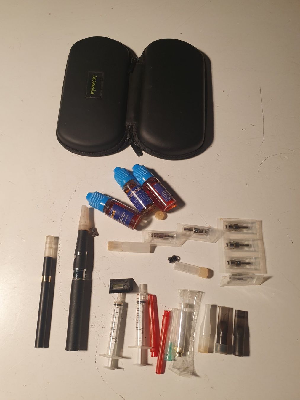 Sonstige Tabakwaren: Insmoke Rauchset Gebrauchsspuren – Gebraucht aus Zürich von loosebone