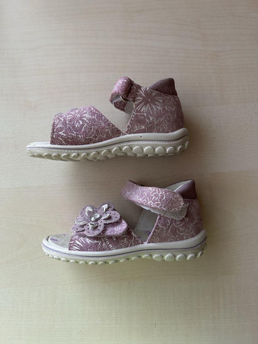 Primigi Schuhe für Mädchen: Mädchen Sandale PRIMIGI, lila, Grösse 22 – Neu (gemäss Beschreibung) aus Diessenhofen von Bmaurice 1