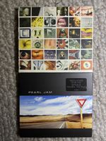 2x Pearl Jam