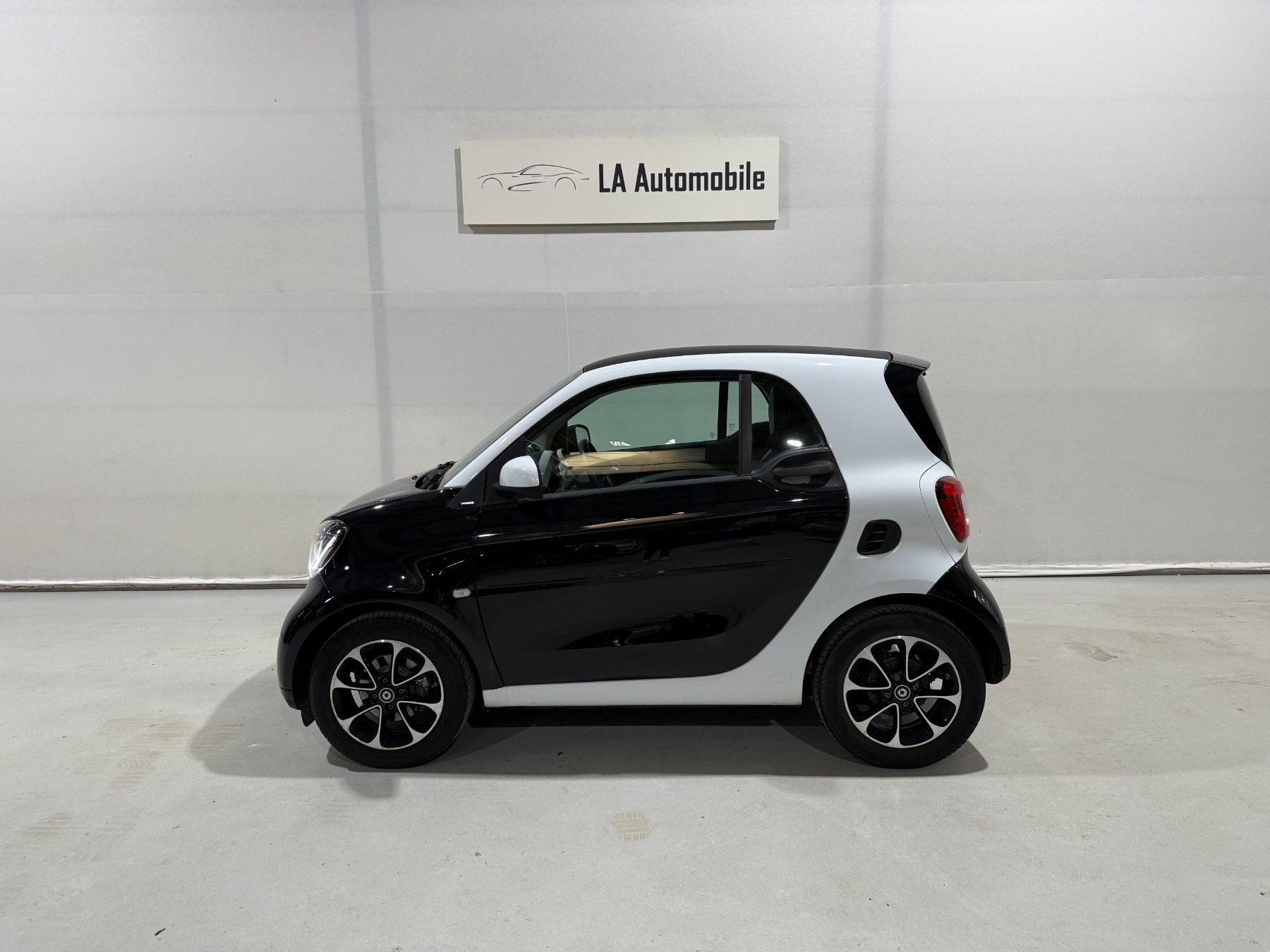 Smart Automobili: SMART fortwo passion – Usato da Widnau venduto da clique17 1