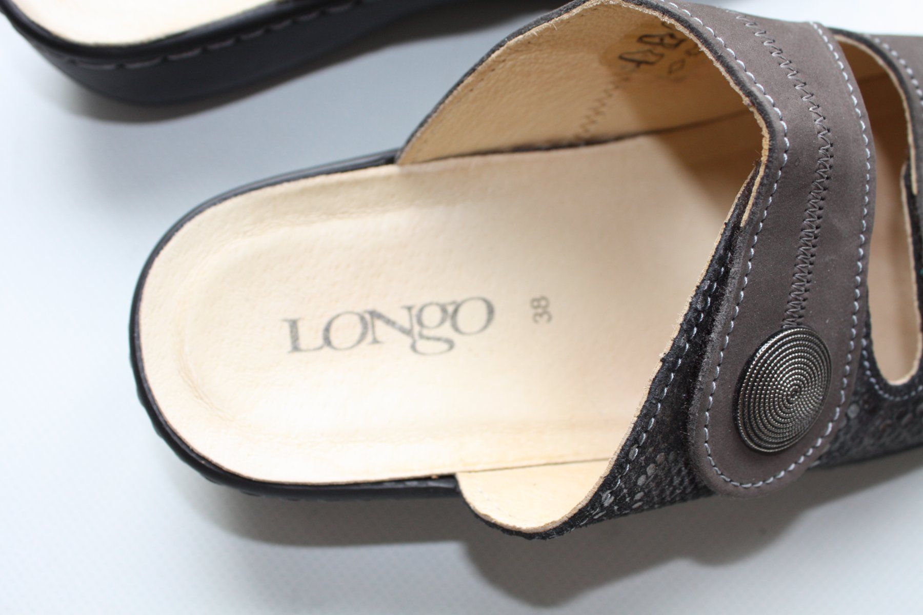 Scarpe da donna: Longo Pantoletten / Sandalen Grösse 38 – Nuovo (secondo la descrizione) da Wettingen venduto da Licht08 1
