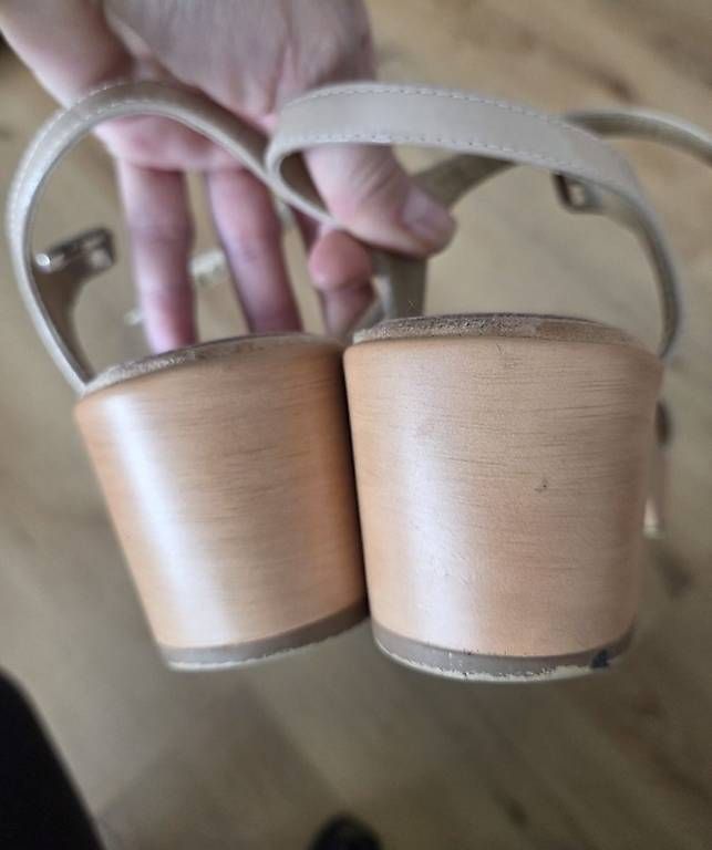 Scarpe da donna: Sandale – Usato da Alpnach Dorf venduto da rerifeme 2