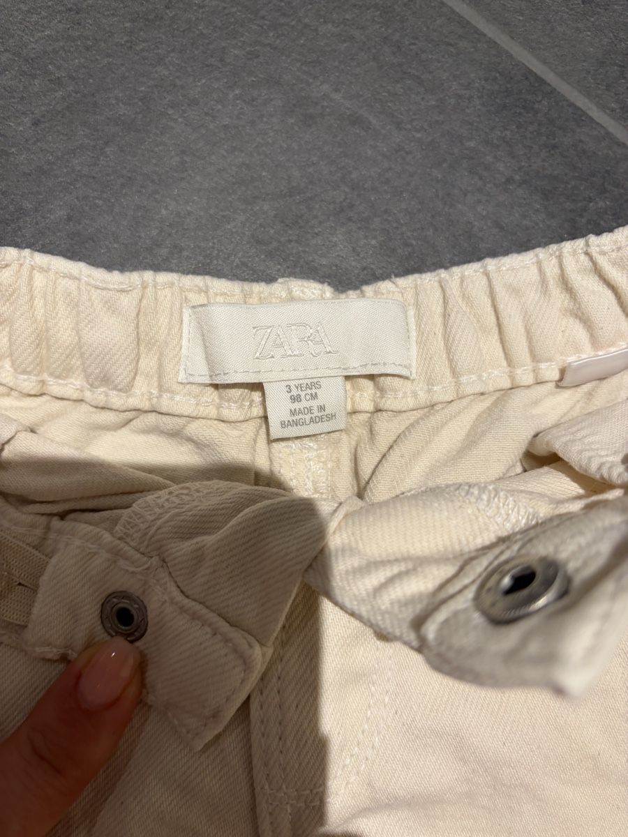Zara Pantaloni: Zara shorts Mädchen Gr. 98 – Nuovo (secondo la descrizione) da Frauenkappelen venduto da SSCN01 1