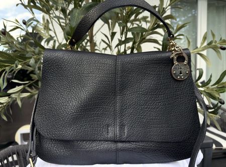 CAROLINA HERRERA ECHTLEDER TASCHE MIT GOLD DETAILS