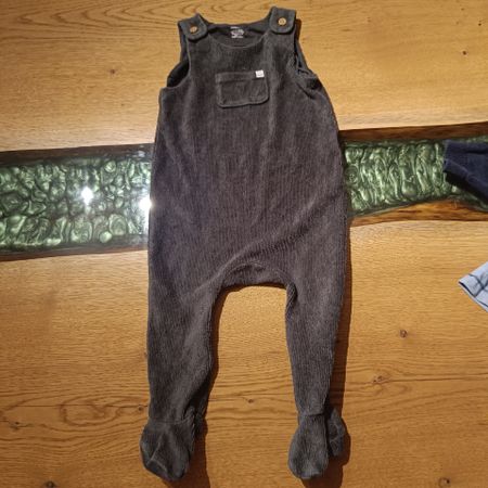 Latzhose Grösse 74 H&M