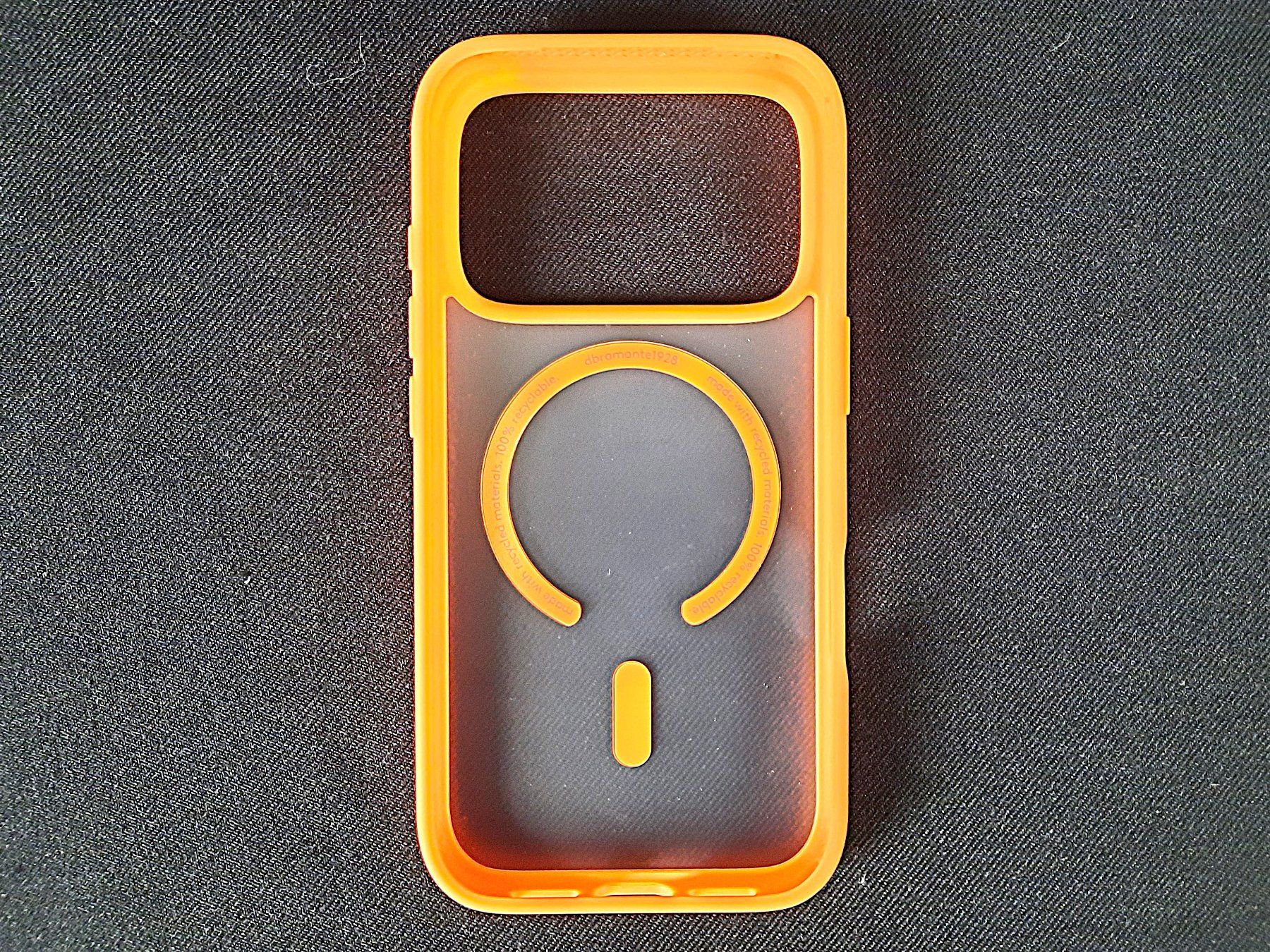 Apple Cover & Protezioni schermo: DBRAMANTE1928 für iPhone 17 Pro – Nuovo (secondo la descrizione) da Beinwil am See venduto da Restwert_Beinwil 2