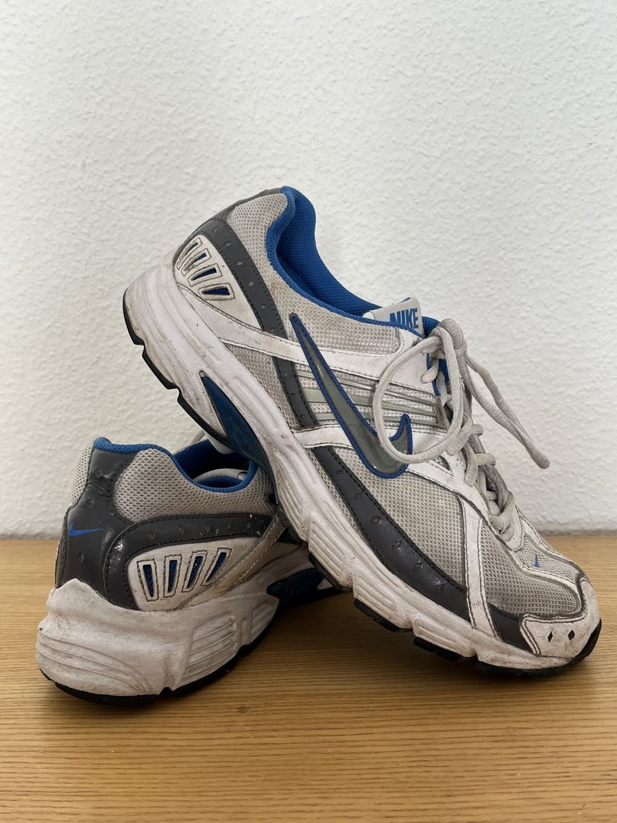Nike Scarpe da uomo: Nike Vintage Sneaker – Usato da Basel venduto da jur_9mgl