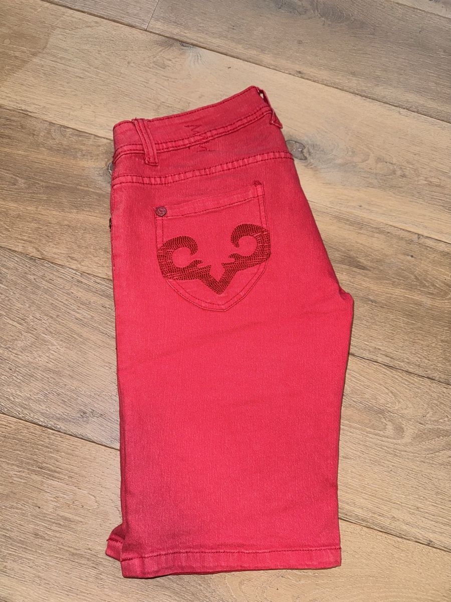 Pantaloni: Bermuda Shorts Gr. M rot Top Zustand – Usato da Altdorf UR venduto da Lilelo82 2