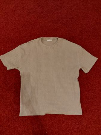 T-shirt Zara unisex beige taille S bon état