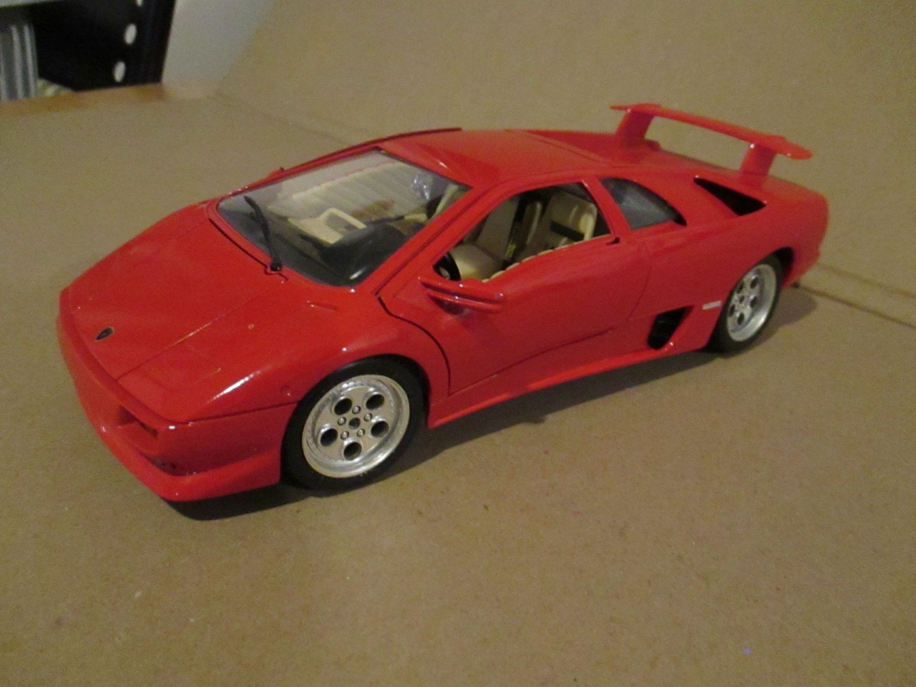 Bburago Modellini d'auto: Lamborghini Diabolo Bburago 1/18 – Usato da Felsberg venduto da sanwill 2