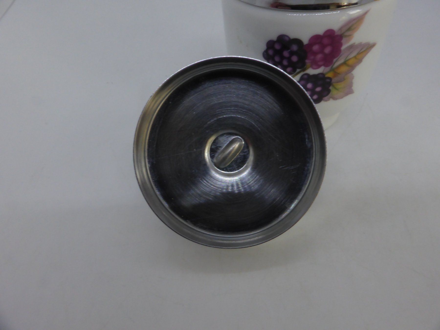 Royal Worcester Altre Stoviglie: Royal worcester egg coddler pour 1 oeuf – Usato da Porrentruy venduto da Kim017 4