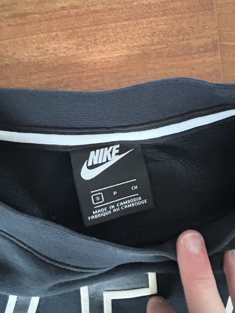 Nike Pullover & Sweatshirts: Pullover von Nike – Gebraucht aus Oberkirch LU von LuNeDa 1