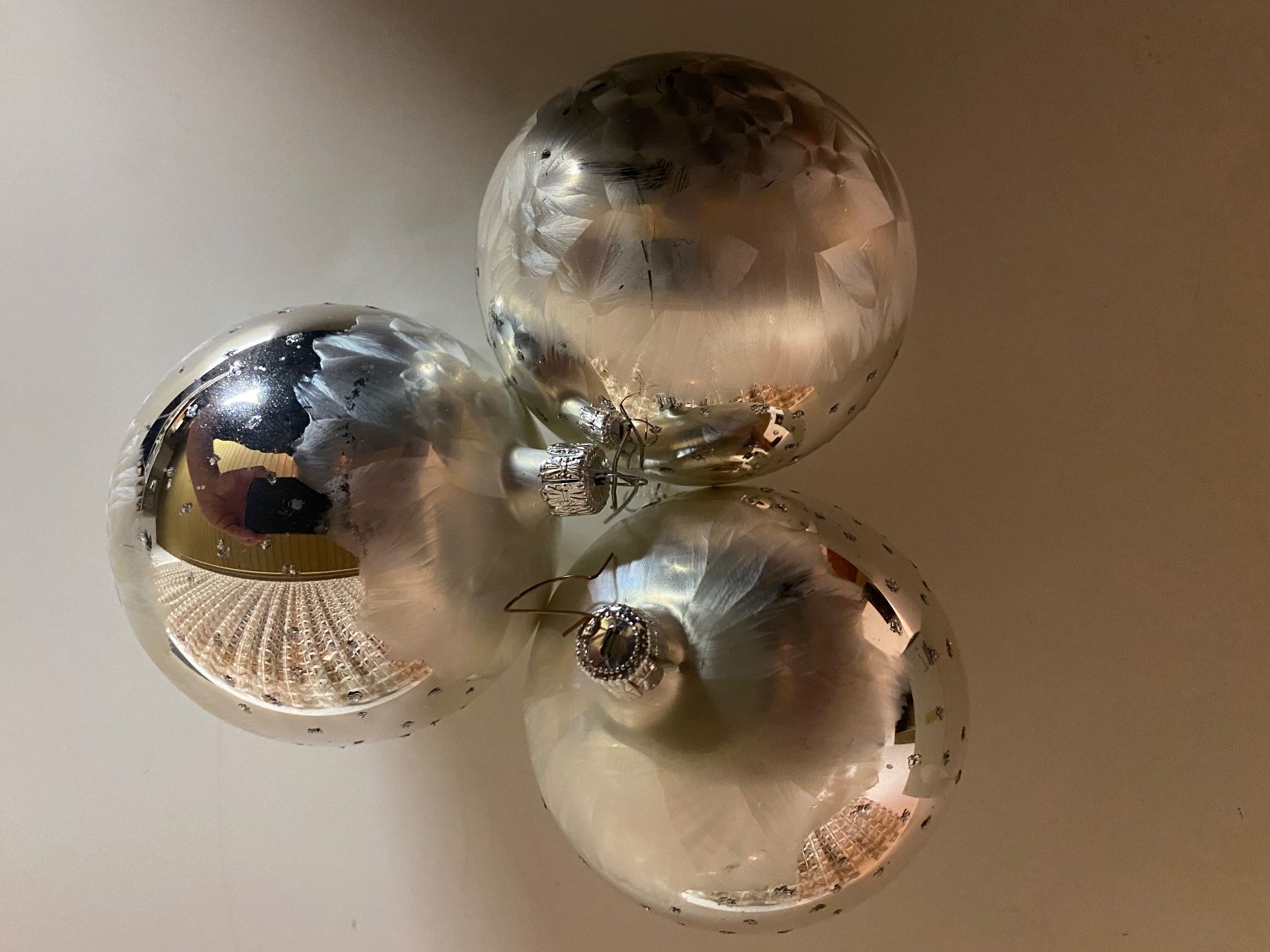 Tutte le decorazioni: 6 Stück Weihnachtskugeln (Durchmesser 7 cm) – Usato da Baar venduto da Toefflibaar 3