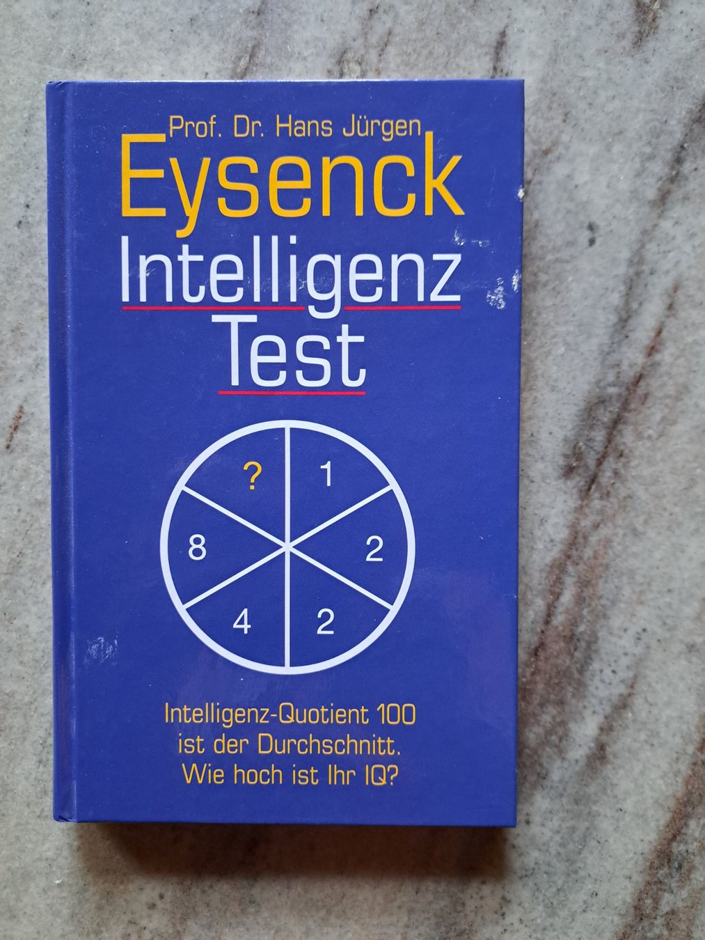 Libri: Buch "Intelligenz Test" – Usato da Hettiswil venduto da san_kf5h